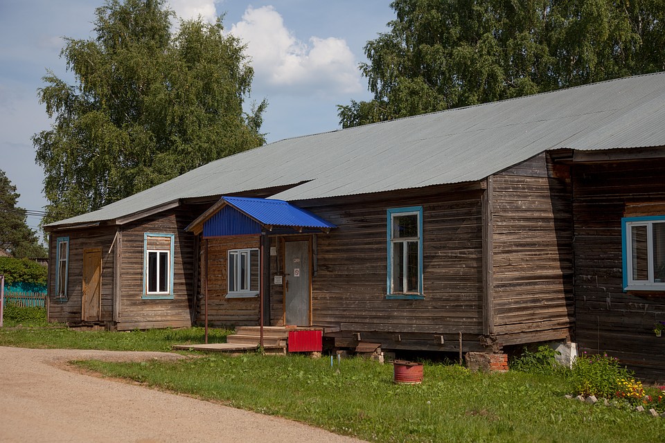 Старое здание Сивинского роддома. Фото: Николай ОБЕРЕМЧЕНКО