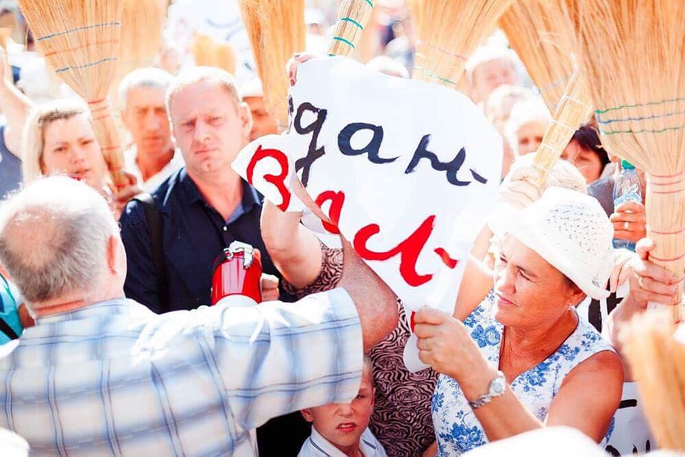 Нэстасе и Санду в городе не рады.