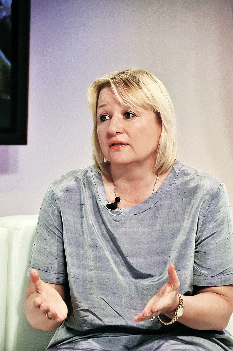 Аналитик Института системно-стратегического анализа Елена Ларина. Фото: Сергей ШАХИДЖАНЯН