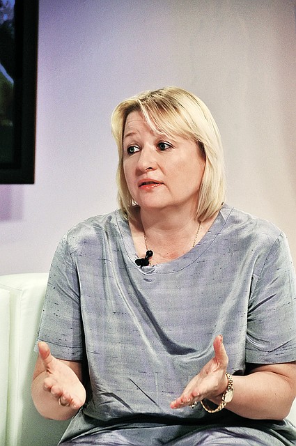 Аналитик Института системно-стратегического анализа Елена Ларина. Фото: Сергей ШАХИДЖАНЯН