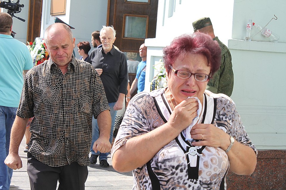Дончане рыдают Фото: Никита МАКАРЕНКОВ, Павел ХАНАРИН