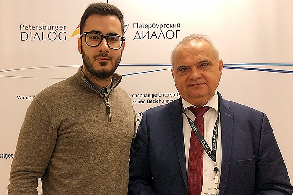 Наш корреспондент пообщался с депутатом от "Альтернативы" Вальдемаром Гердтем, который уверен - скоро настанет их время Фото: Аббас ДЖУМА