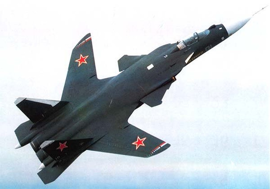 Су-47 "Беркут" в небе. ФОТО topwar.ru