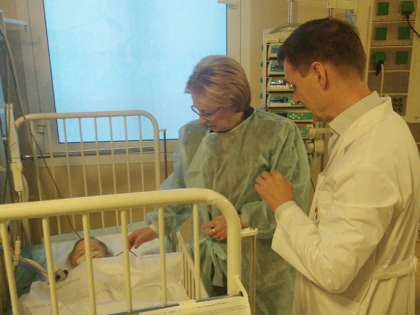 Министр Вероника Скворцова навестила Ванечку. Фото: Минздрав РФ.