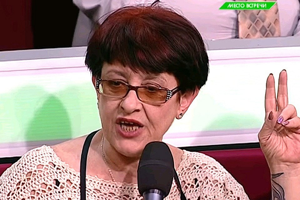Участница политических телешоу, критиковавшая режим Порошенко, оказалась выслана из нашей страны