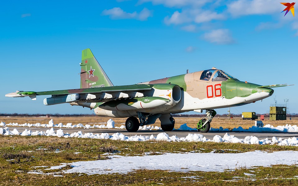 Внешне Су-25СМ3 не сильно отличается от своего предшественника - Су-25СМ Фото: Александр ЛЕБЕДЕВ