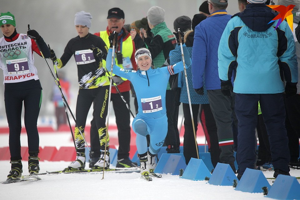 В команде с президентом бежала четырехкратная олимпийская чемпионка Дарья Домрачева. Фото: Павел МАРТИНЧИК