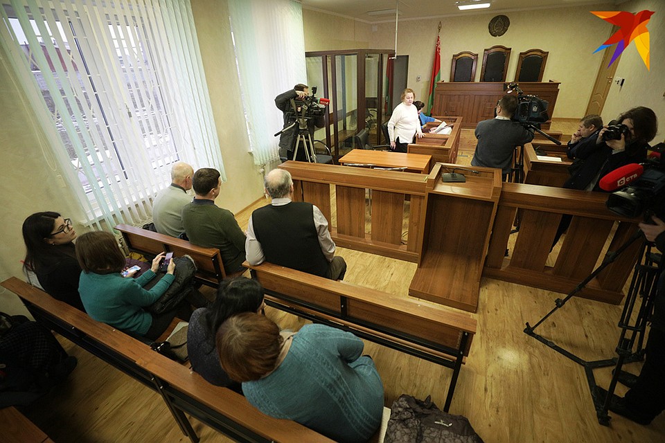 В служебной халатности обвиняют главного инженера комбината, начальника цеха готовой продукции и его заместителя. Фото: Святослав ЗОРКИЙ