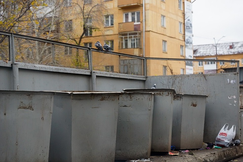 У жителей Первоуральска накопилось немало вопросов по "мусорной реформе" Фото: Алексей БУЛАТОВ