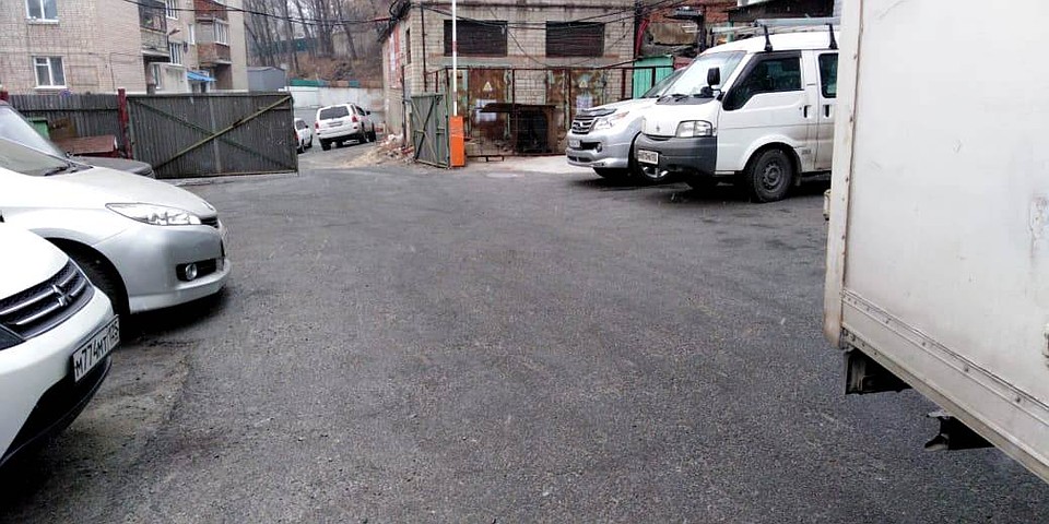 Во Владивостоке снег тоже пошёл, но ещё не во всех районах. Разглядеть его пока что крайне сложно. Фото: читатель «Комсомолки».