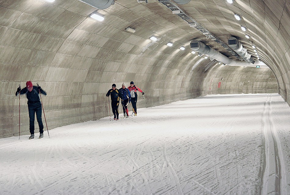 Тоннель в финском городке Вуокатти внутри. Фото: Иван ИСАЕВ, skisport.ru.