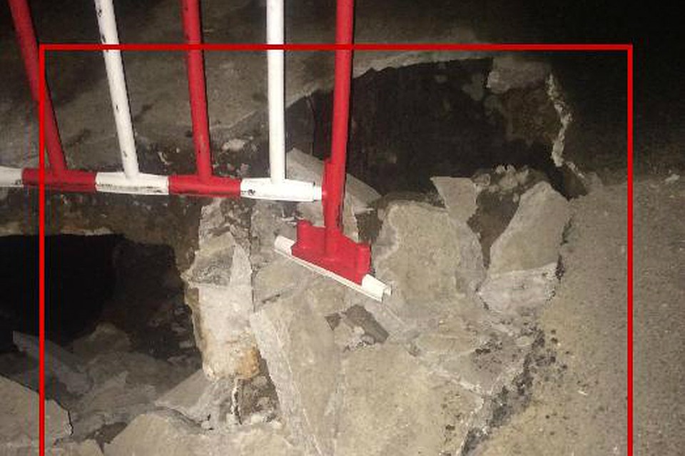 На дыры в асфальте жители жаловались не раз. Фото: Портал «Наш Санкт-Петербург»