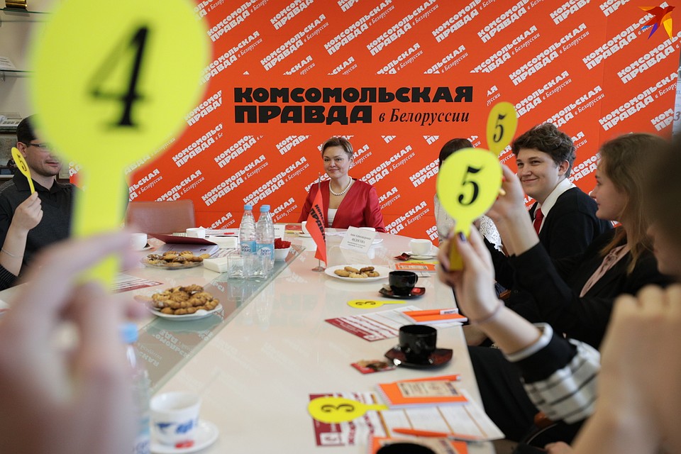 Алина Анатольевна: "Я уважаю ваше мнение". Фото: Святослав ЗОРКИЙ