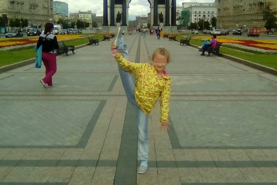 Валя занимается гимнастикой пять лет, но на соревнования после школьной травли не попала. Фото: предоставлено семьей девочки.