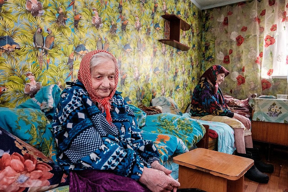 Судьбы бабушек - страшные. Фото: Даба ДАБАЕВ