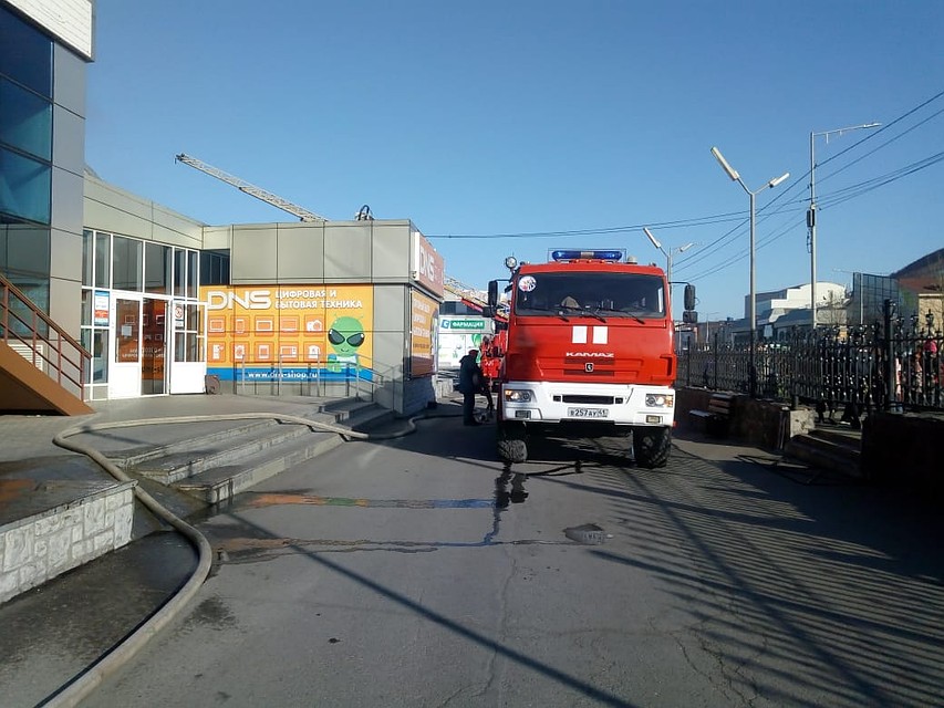 В настоящее время ведется работы по проливке конструкций. Фото: ГУ МЧС России по Камчатскому краю