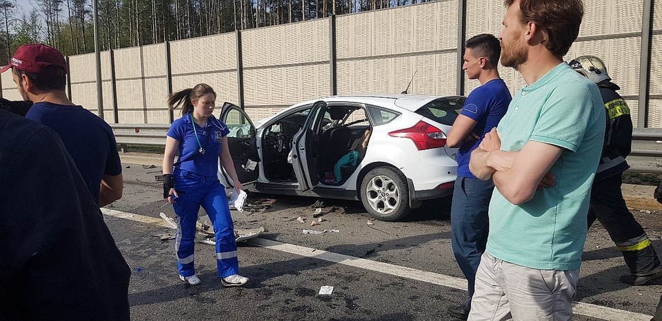 В машине ехала школьница Фото: Дтп и Чп Петербурга