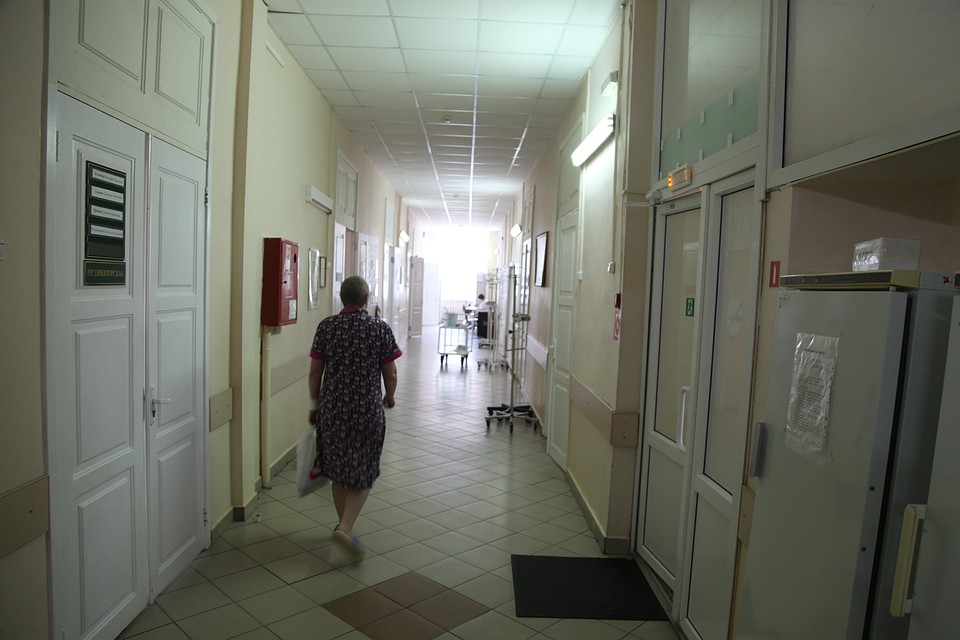 В коридорах учреждения о произошедшем предпочитают не разговаривать. Фото: Станислав ШЕВЧЕНКО