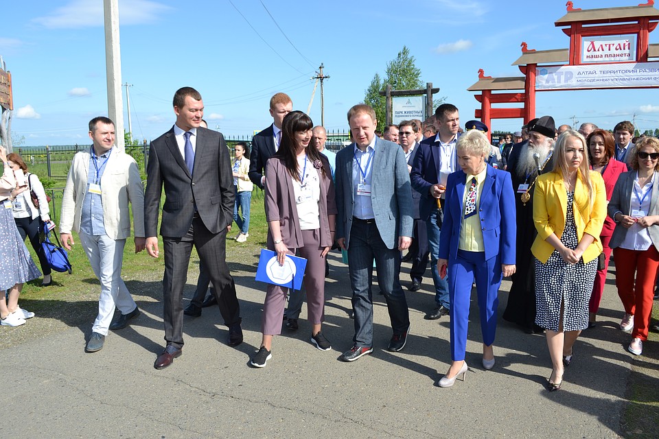 Также депутаты Госдумы приняли участие в работе форума "Алтай. Территория развития" Фото: Алексей КУЧЕРЯВЫХ