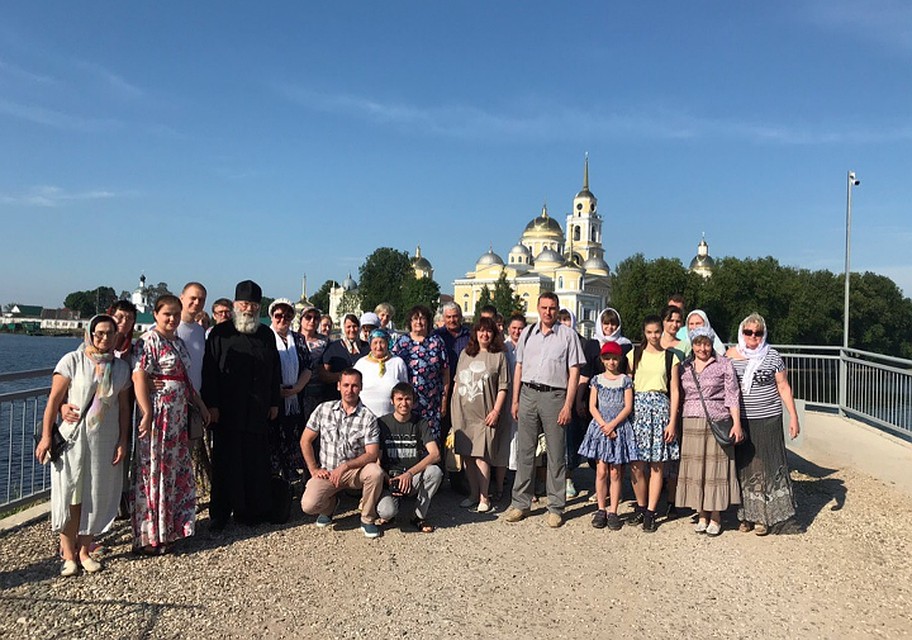 Поездка в Нило-Столобенскую пустынь на празднование 425-летия основания святой обители. Фото: Паломничество из Твери по Святым местам "КОВЧЕГ"