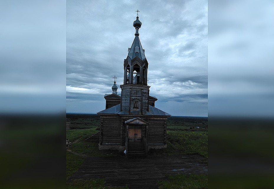 Церковь Ильи Пророка, рядом с которой свалка