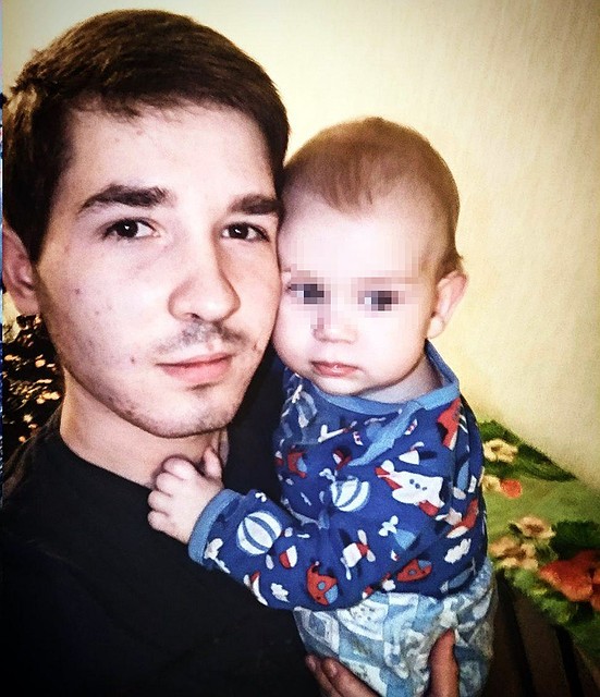 Денис со своим сыном Ваней
