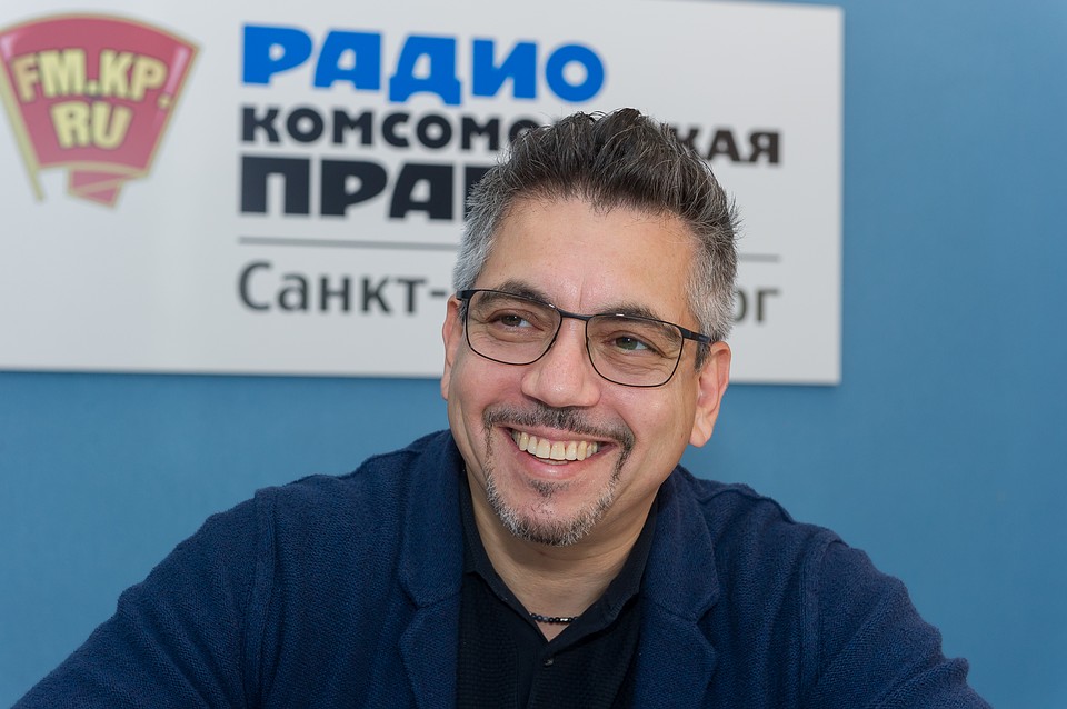 Сценарист Илья Тилькин развеял миф о новом сериале "Бендер" Фото: Олег ЗОЛОТО