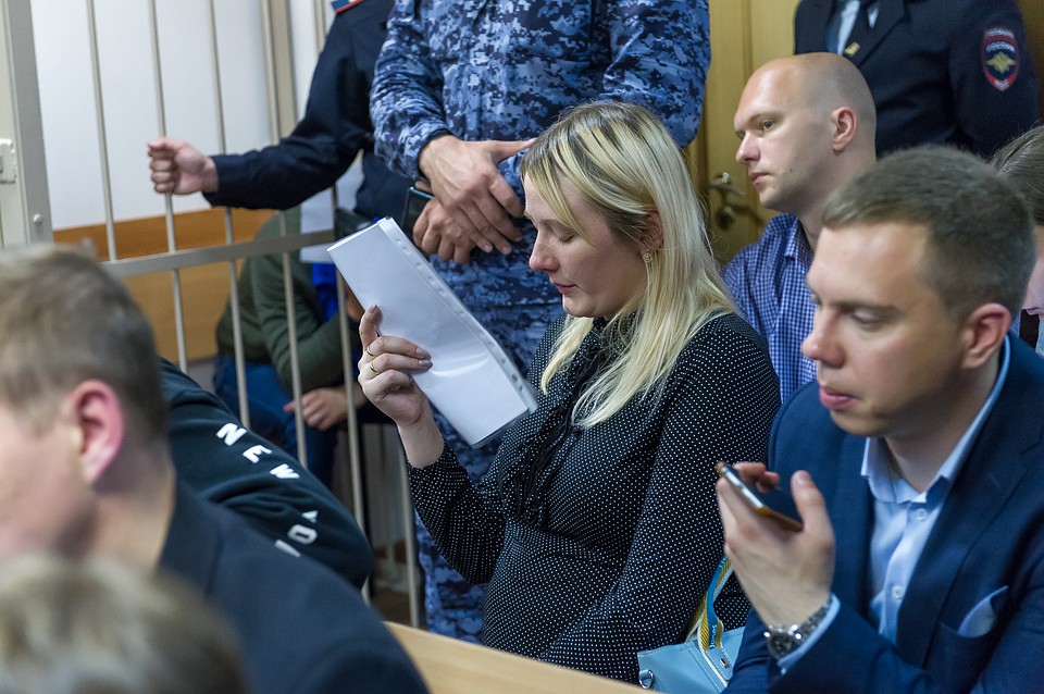 Беременна супруга заявила, что у нее есть риск выкидыша Фото: Иван МАСЛОВ