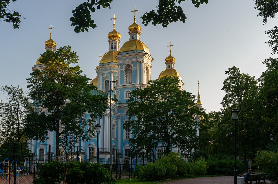Храм особенно яростно обстреливали в 1943 году. Фото: Олег ЗОЛОТО