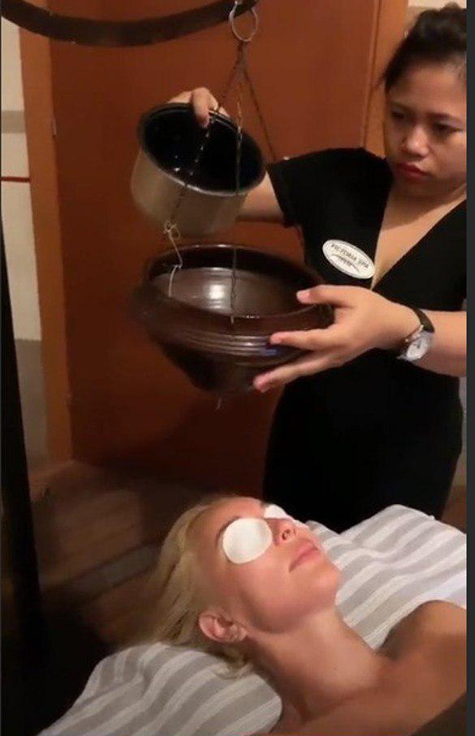 Лера периодически прибегает к восточным практикам Фото: instagram.com