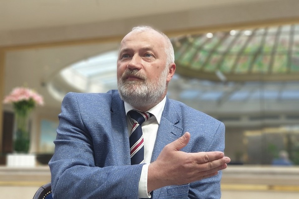 Михаил Амосов - корифей ленинградской и петербургской политики. Однако, отмечают политологи, его выступлениям недостает конкретики. Фото: СОЦСЕТИ