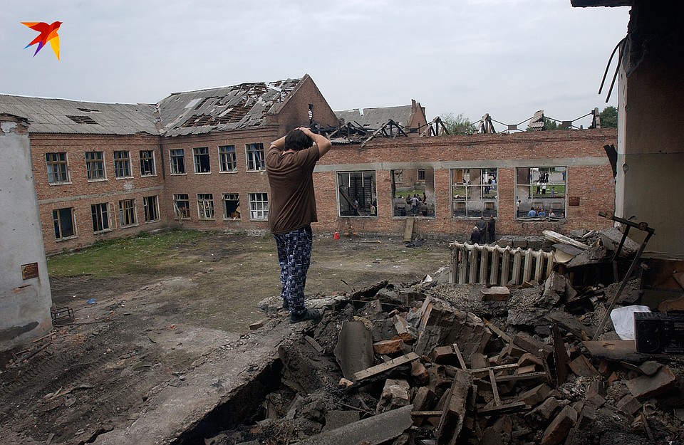 Беслан. Сентябрь 2004 год Фото: Владимир ВЕЛЕНГУРИН