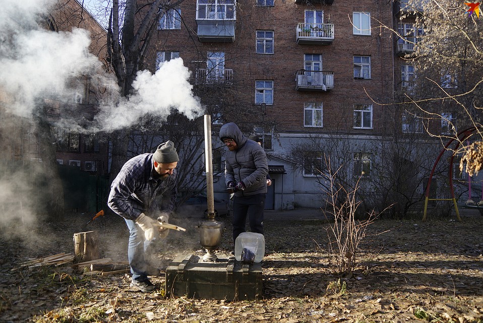 Еще год назад в сталинке жили десятки людей. Фото: Алексей БУЛАТОВ
