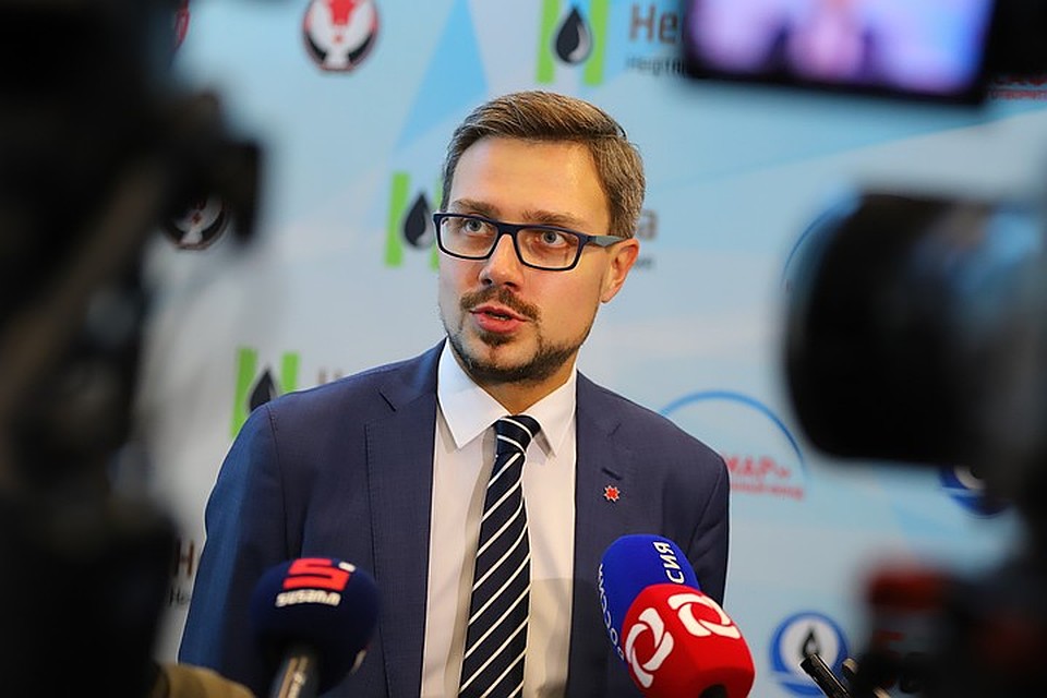 Михаил Хомич, полпред главы Удмуртии при Президенте России: «Всего за три года в Удмуртии будет построено 11 современных хоккейных площадок. Ничего этого не было бы без благотворительного фонда «САФМАР».