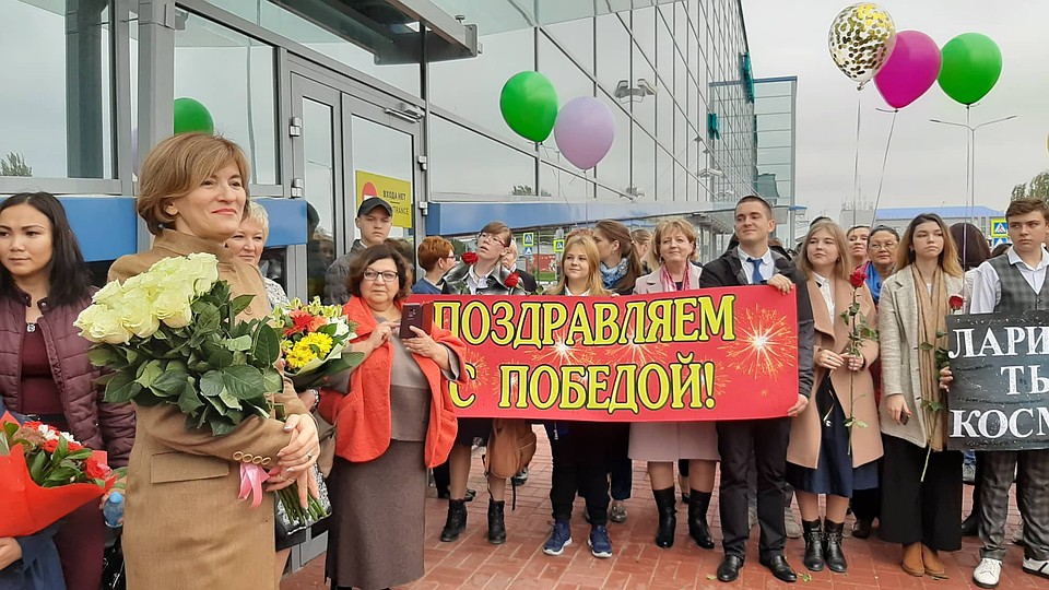 Хоть и погодка пасмурная, прохладная, встреча оказалась очень теплой. Фото: Екатерина СИМОХИНА