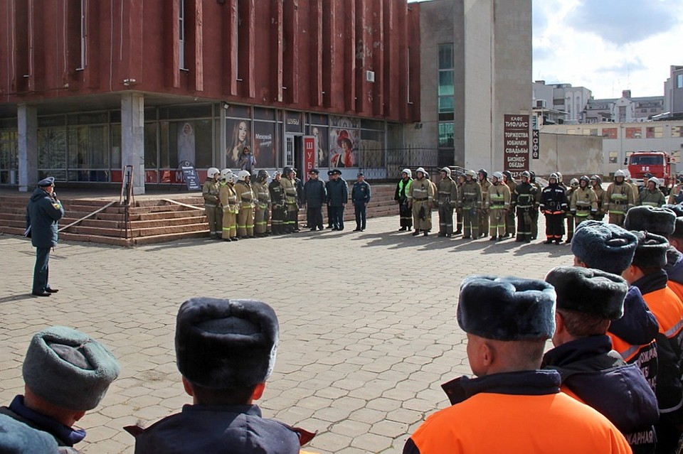 Пожарно-тактические учения в «Октябре» Фото: Пресс-служба ГУ МЧС Липецкой области.