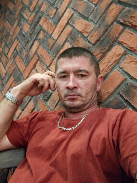 Марат - отец троих детей, всю жизнь работал таксистом. Фото: Vk.com