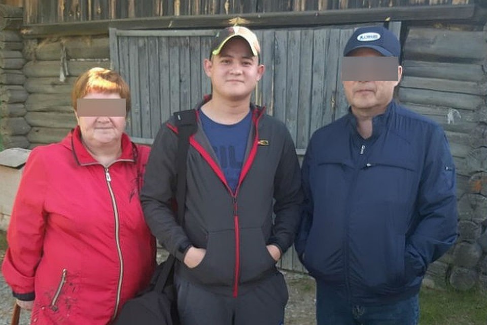 Рамиль с родителями. Фото: соцсети