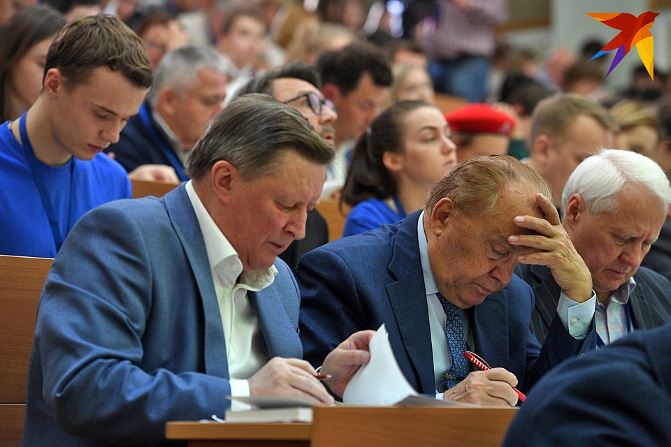 Над вопросами теста пришлось крепко задуматься. Фото: Михаил ФРОЛОВ