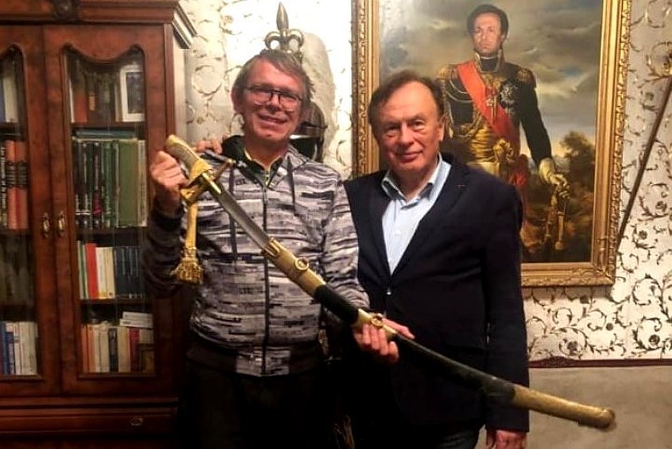 Олег Соколов пригласил друзей на ужин с Настей Фото: Михаил Бугаев