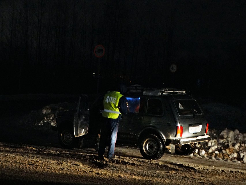 За час с небольшим иснпекторы поймали трех автовладельцев без страхового полиса ОСАГО Фото: Дарья ЮДИНА