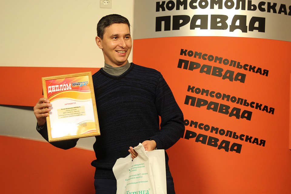 Руслан Воробьев ответственно подходит и к работе, и к творчеству. Фото: Юлия ПЫХАЛОВА