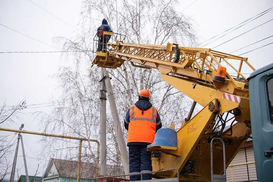 Электричество в дома вернется только после того, как нарушители полностью рассчитаются с долгами. Фото: Ксения ТИМОФЕЕВА