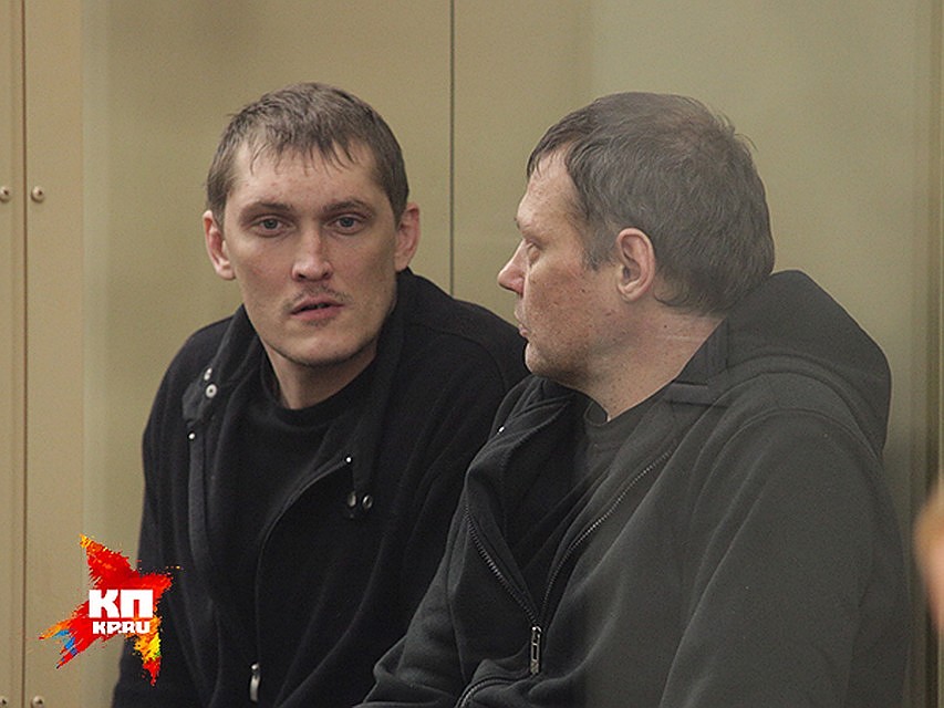 Адвокат потерпевшего Александра Исюка заявил о том, что и Владимир Алексеев (слева) должен снова сесть на скамью подсудимых