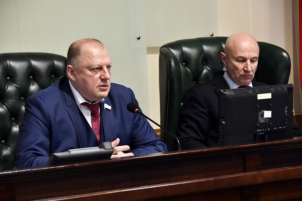 Председатель областного парламента Сергей Голубев. Фото:ЗСТО