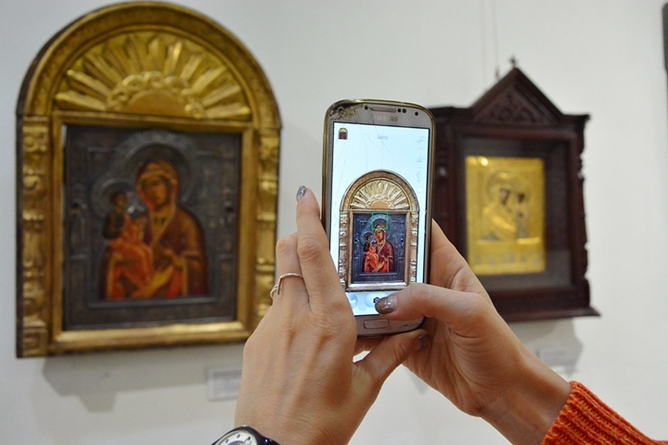 В историко-художественном музее открылась выставка старинных икон. Фото: Александр КАТЕРУША