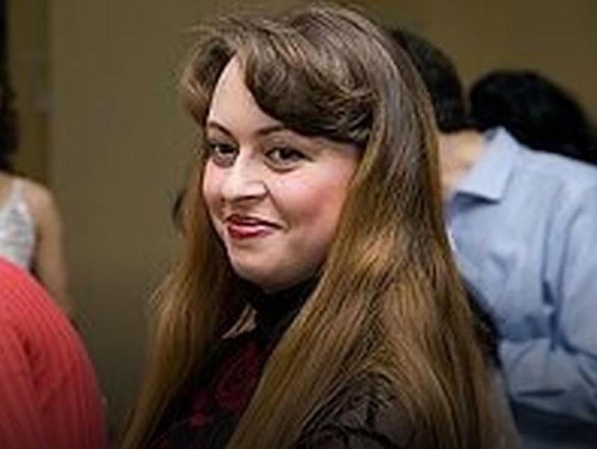 Елену Калиновскую убили на улице в новогоднюю ночь: она вышла прогуляться в Центральном парке, где на нее напал отморозок.
