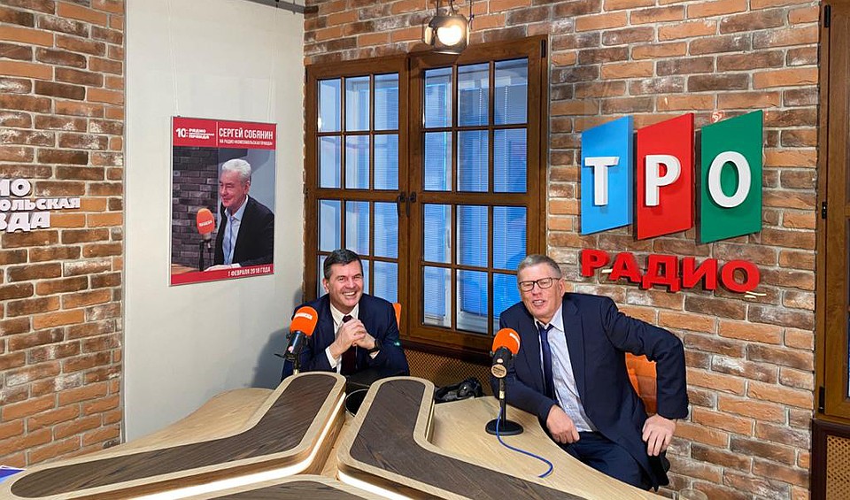 Генеральный директор АНО «Россия-страна возможностей» Алексей Комиссаров и Главный редактор «Комсомольской правды» Владимир Сунгоркин.