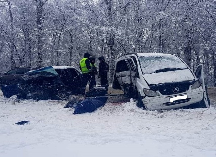 Пока сообщается о трех погибших и семерых пострадавших. Фото: пресс-служба УМВД России по Орловской области