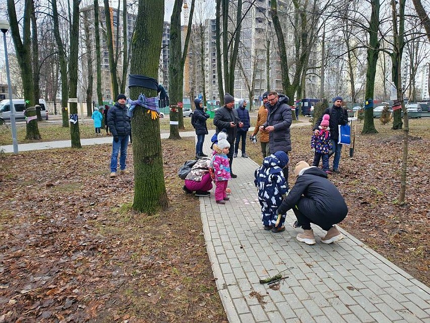 Многие пришли с детьми